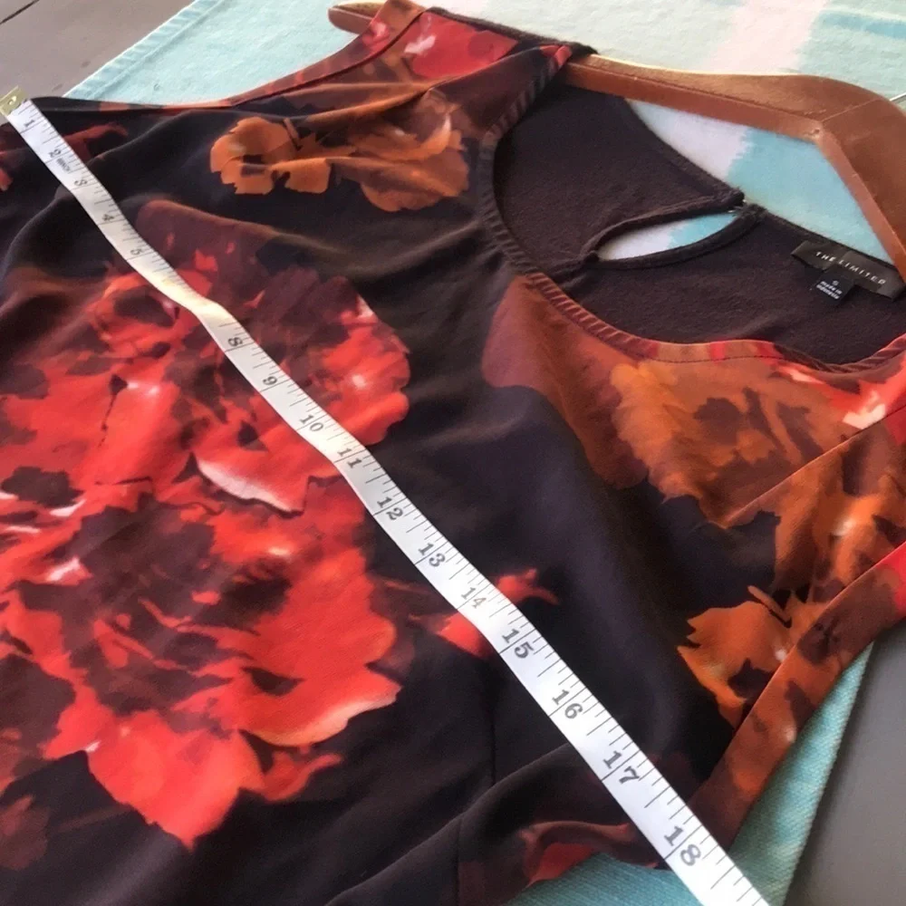 The Limited Floral Print Sleeveless Top - Picture 5 of 6